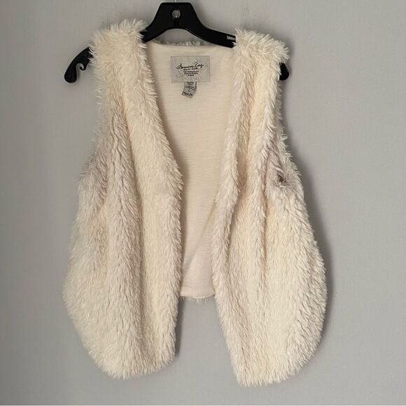 American Rag Women’s Sherpa Faux Fur Cropped Open Front Vest Size L - Picture 1 of 5